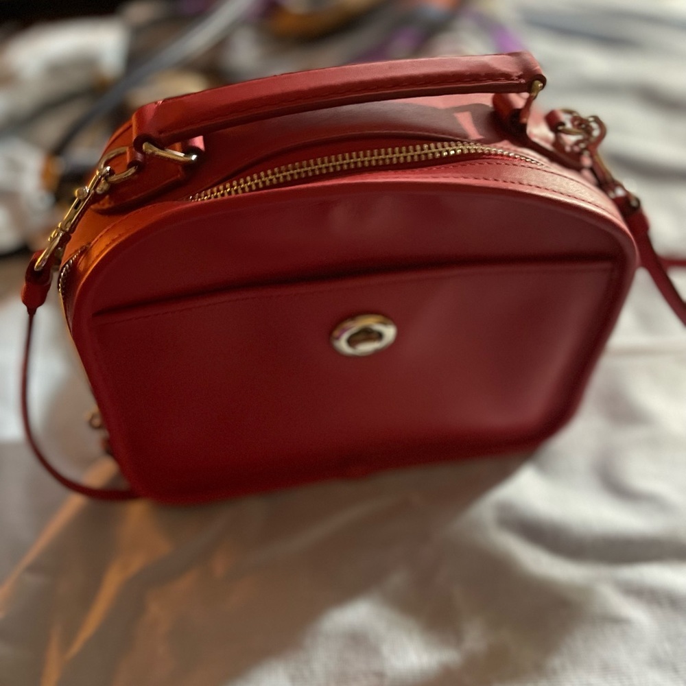 SMALL COACH CROSSBODY